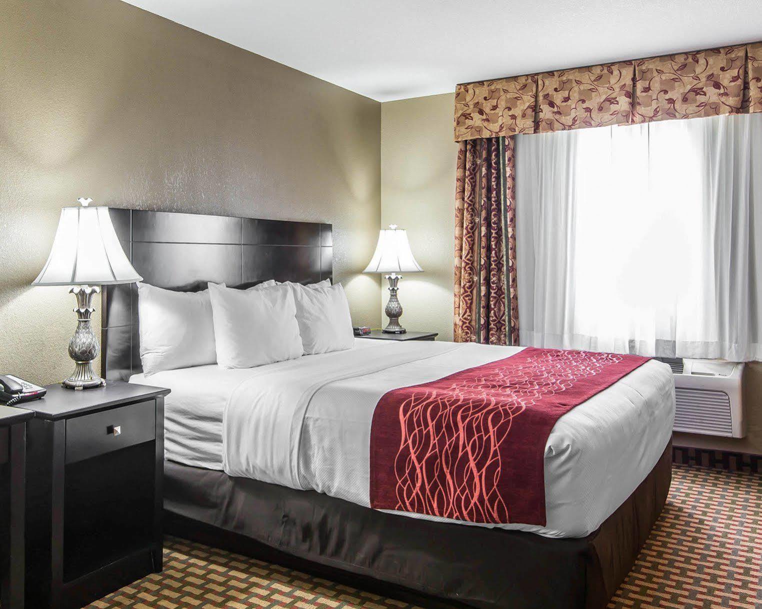 Comfort Inn & Suites Kansas City Downtown Exteriör bild